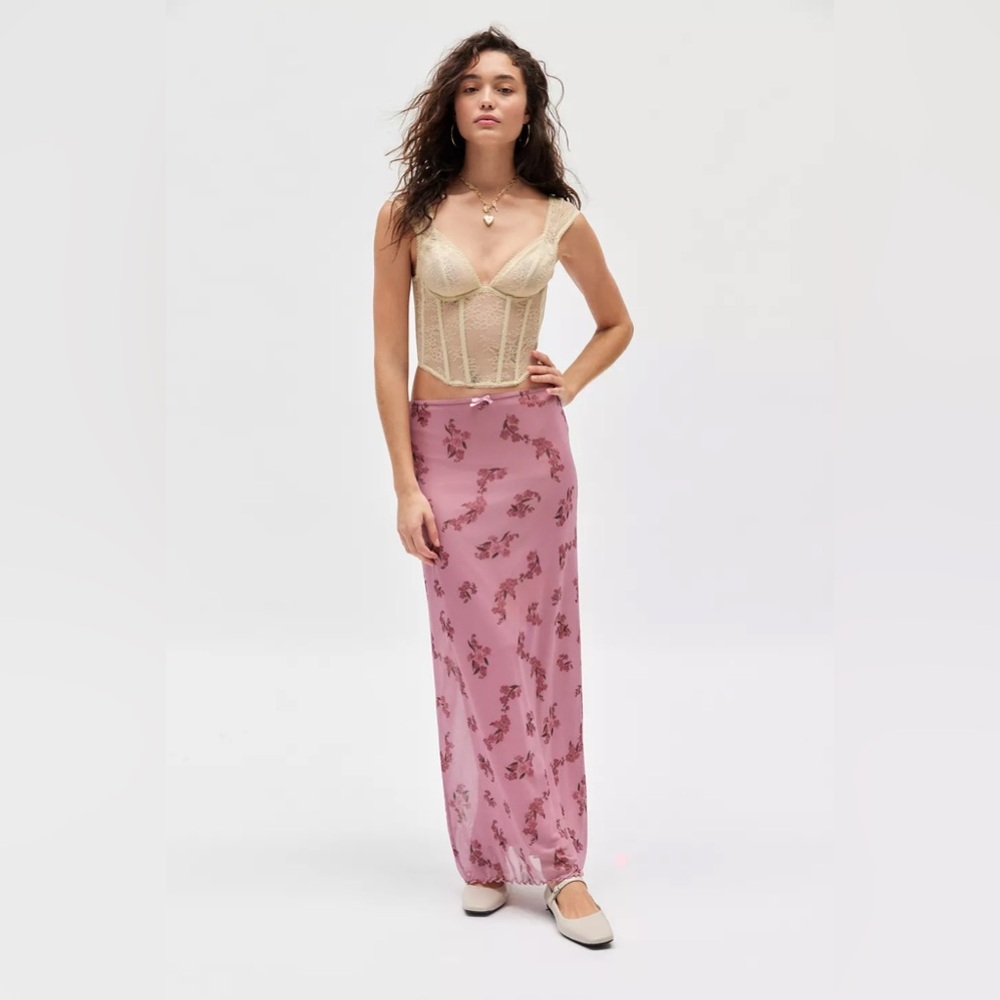 NWOT Urban Outfitters Out of Bounds Sheer Lace Wired Corset Nude Top Sz S - Picture 2 of 4